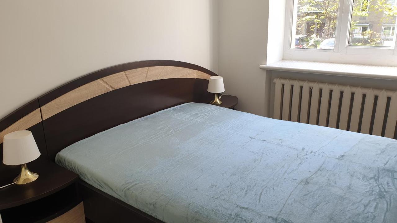 Camellia Studio Apartment & Parking Riga Bagian luar foto